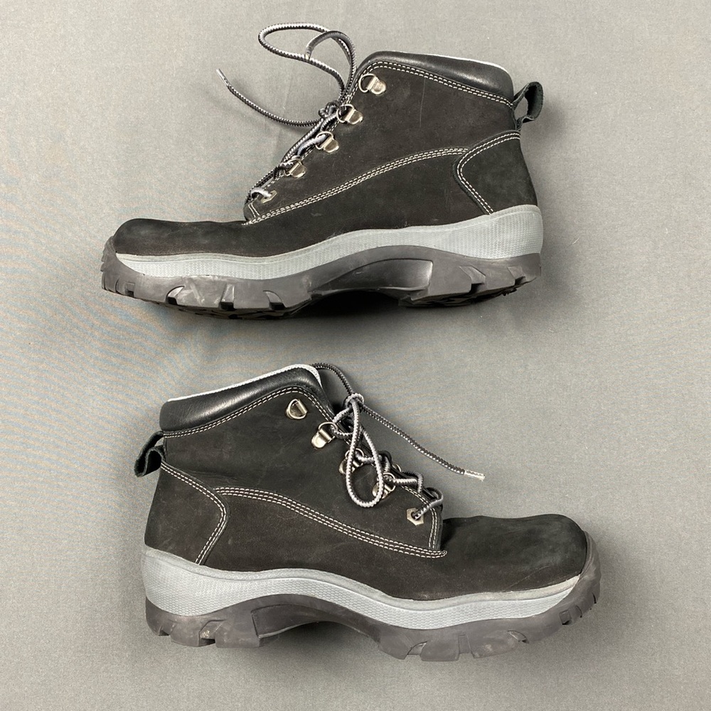 Steve Madden Boots 💫